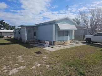 122 Jasmine Dr, Fruitland Park, FL 34731
