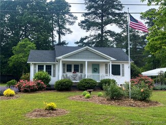 1438 Lafayette Rd, Gloucester Point, VA 23062