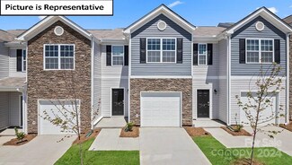 9008 Lowfalls Ln, Charlotte, NC 28216