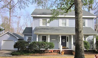 606 Aquarius Dr, Wilmington, NC 28411