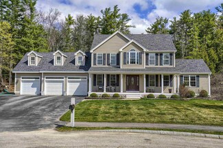 16 Montclair Dr, Nashua, NH 03063