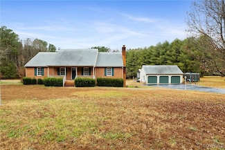 11950 Bridgeforth Mill Dr, Amelia Court House, VA 23002