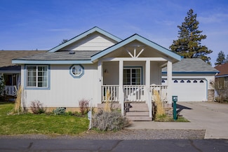 188 N Wheeler Loop Unit 28, Sisters, OR 97759