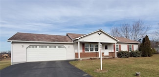 370 W Brewster Rd, Butler, PA 16001