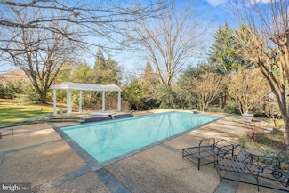 1110 Harvey Rd, McLean, VA 22101