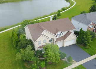 18730 W Lazy Acre Rd, Lake Villa, IL 60046