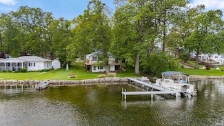 9055 E 480 S, Wolcottville, IN 46795