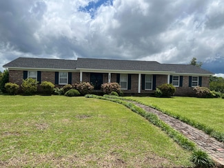 409 Lynnfield Dr, Amory, MS 38821