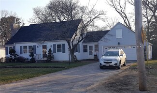 159 Fairfax Dr, Warwick, RI 02888