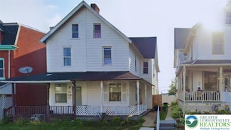 909 N 6th St, Allentown, PA 18102