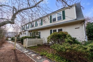 132 N Main St, Sharon, MA 02067