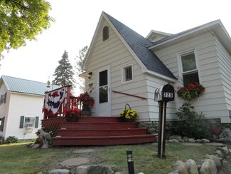 225 N Ball St, Cheboygan, MI 49721