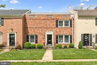 8248 Carrleigh Pkwy, Springfield, VA 22152