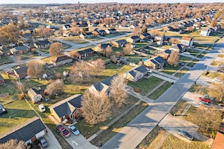 134 Caldwell Ave, Bardstown, KY 40004