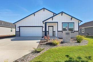 1216 High Desert Dr, Deer Park, WA 99006