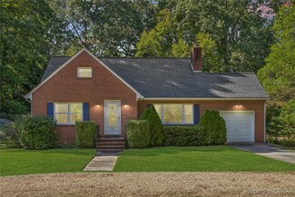 302 Old Landing Rd, Yorktown, VA 23692