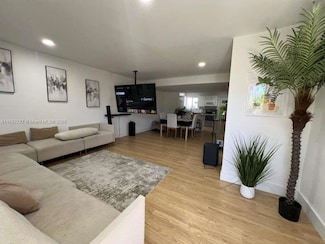 1480 NE 151st St Unit 101, North Miami Beach, FL 33162