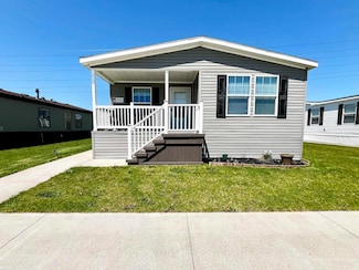57865 Woodcreek, New Haven, MI 48048