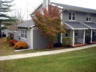 880 East St Unit 300A, Lee, MA 01238