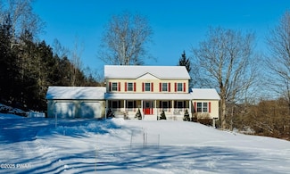 1869 Parkway Dr, Honesdale, PA 18431