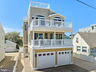 112 E 13th St, Long Beach Township, NJ 08008