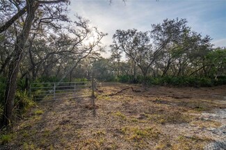 1893 R E Byrd Rd, Frostproof, FL 33843