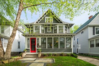 937 Hague Ave, Saint Paul, MN 55104