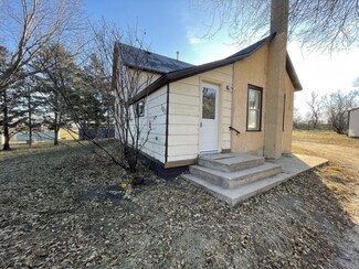 101 1st St, Roscoe, MN 56371
