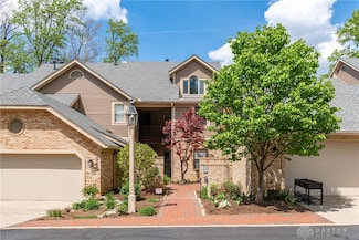 137 Crossridge Dr, Dayton, OH 45429