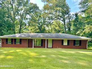 1867 Mount Alban Rd, Vicksburg, MS 39180