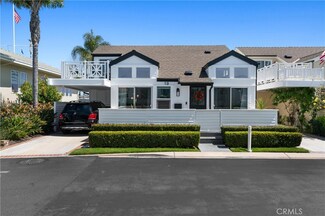 19 Beach Dr, Newport Beach, CA 92663
