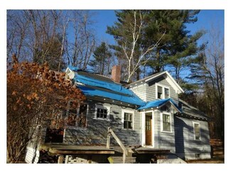 12 Allen St, Wilton, ME 04294