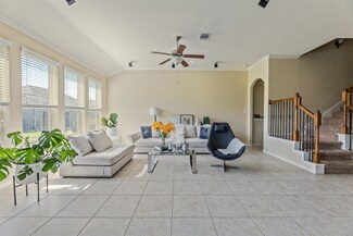 6811 Peach Mill Ln, Texas City, TX 77539
