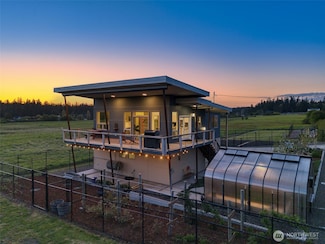 2200 E Marrowstone Rd, Nordland, WA 98358