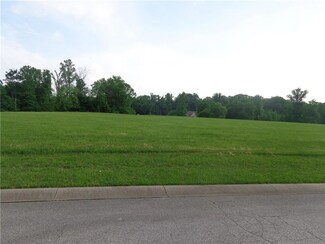 8159 Cindy Cir, Martinsville, IN 46151