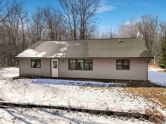 16525 Sand Hill Rd, Mason, WI 54856