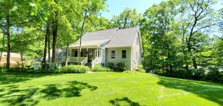 6N785 Elgin Ave, Saint Charles, IL 60174