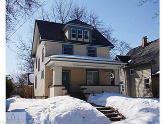 415 W Barnes Ave, Lansing, MI 48910