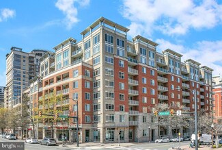 820 N Pollard St Unit 310, Arlington, VA 22203