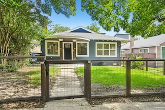 1139 W Russell Place, San Antonio, TX 78201