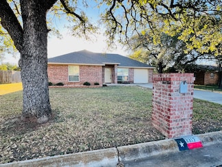 3317 1st St, Brownwood, TX 76801