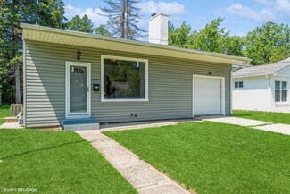 602 N Lewis Ave, Waukegan, IL 60085