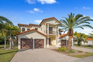 7945 SW 193rd St, Cutler Bay, FL 33157