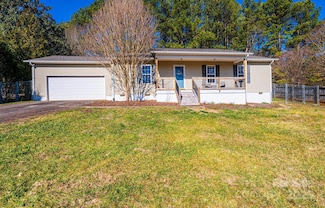 3415 23rd St NE, Hickory, NC 28601