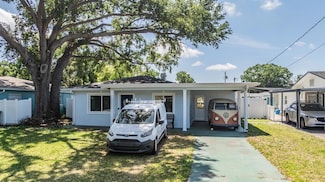2808 W Lake Ave, Tampa, FL 33607
