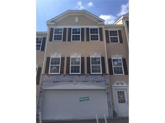 163 Rylie Dr Unit 14 E, Harmony, PA 16037