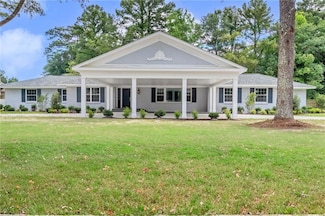 2553 S Durham Dr, Mobile, AL 36606