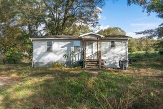 17 Montgomery Rd, Lyman, SC 29365