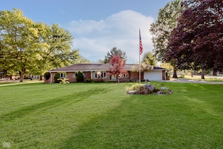 2504 NW Raintree Dr, New Castle, IN 47362