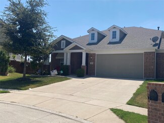 7901 Wildwest Dr, Fort Worth, TX 76131
